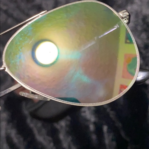 Sunglasses - Picture 3 of 6